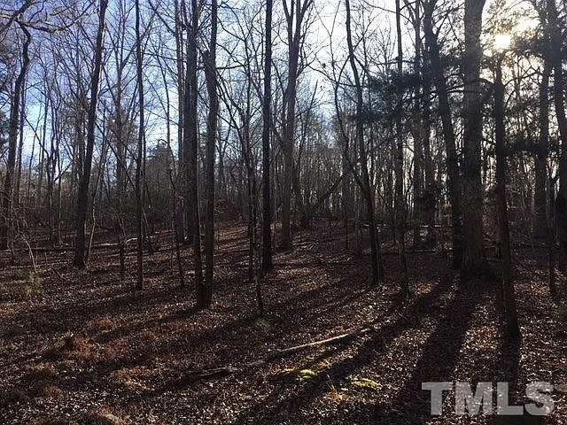 2nd image of 1407 Lucy Ln