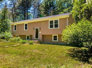 2 Cedar Hill Rd, Rehoboth, MA 02769