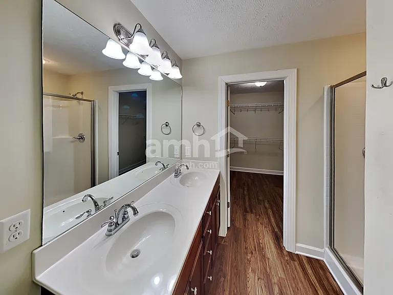 6947 Calderwood Dr — Photo 8