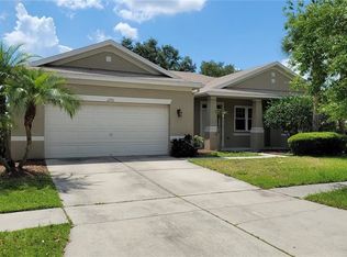 11701 Holly Creek Dr, Riverview, FL 33569