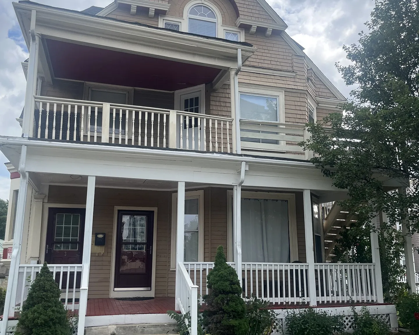 2 bed, 810 sqft, $2,500 — Photo 1