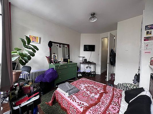 2nd image of 73 Steuben St #21