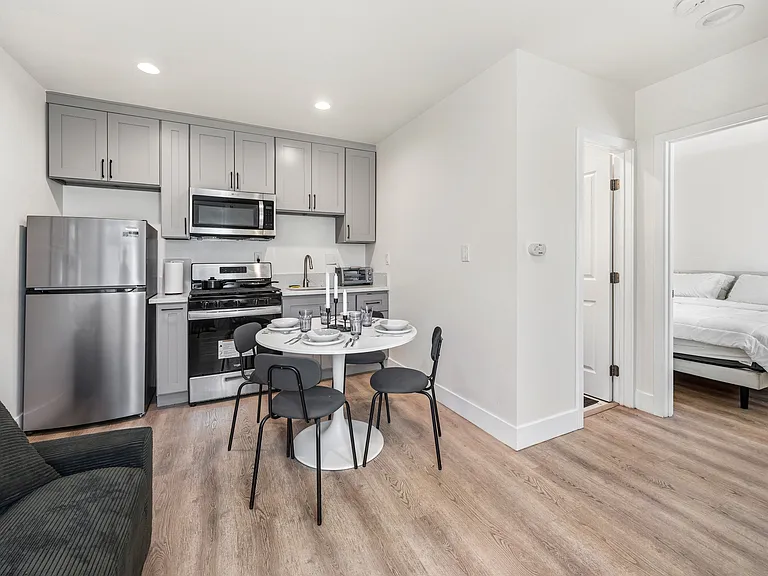 10041 Crosby Ave #A — Photo 18