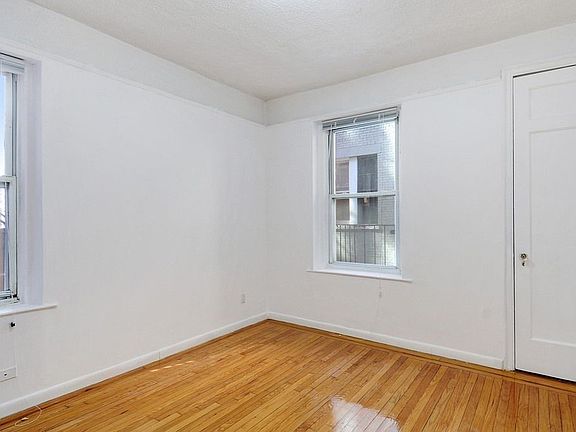 2nd image of 223 E 50th St APT 3C