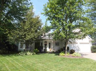 8245 Argyle Dr, Lambertville, MI 48144