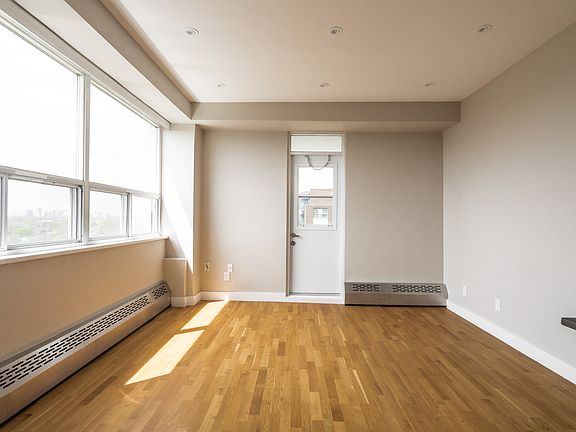 5th image of 190 Jameson Ave #2dfab92e3