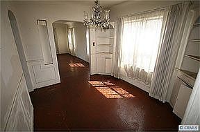 2nd image of 5935 Brayton Ave