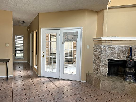 4th image of 3500 E Park Blvd APT 103