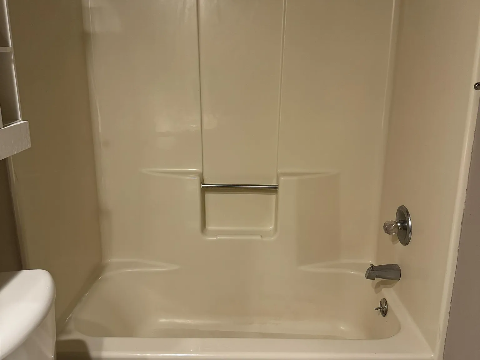 810 Continental Court - 8 — Photo 2
