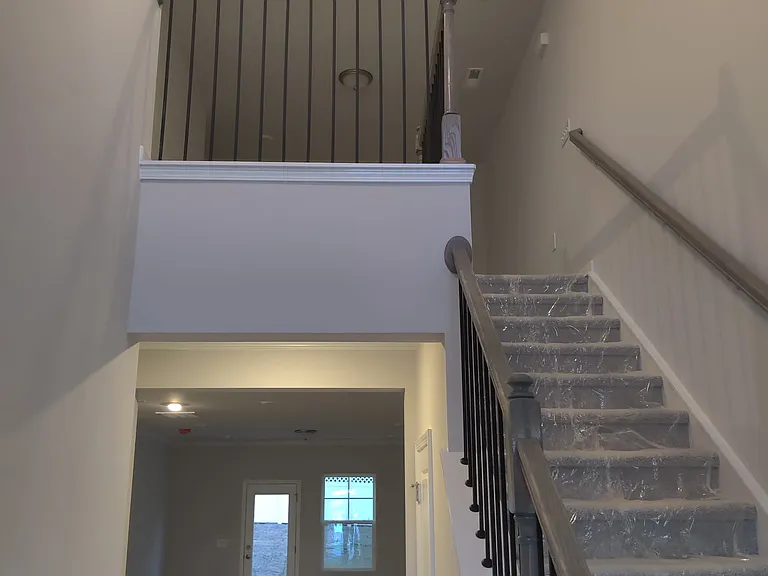 956 Maple Br — Photo 10