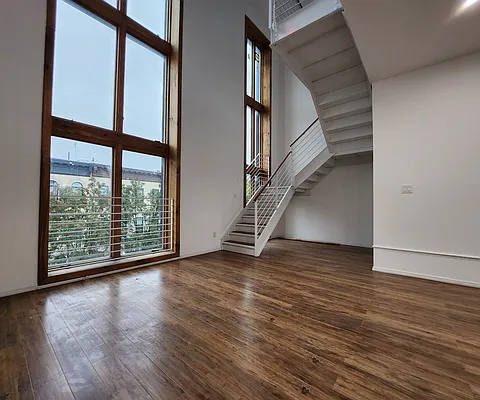 Rented by JB Mac Real Estate Inc. | media 4