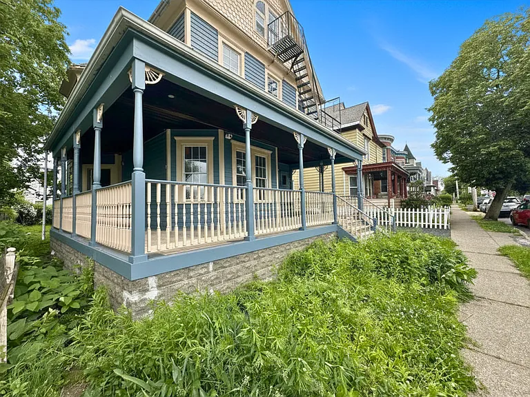 11 Courtney Ave #1 — Photo 18