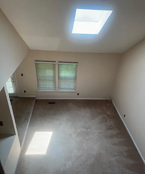 10 Adams Ct — Photo 6