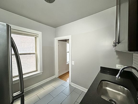 5th image of 6347 N Magnolia Ave APT N3