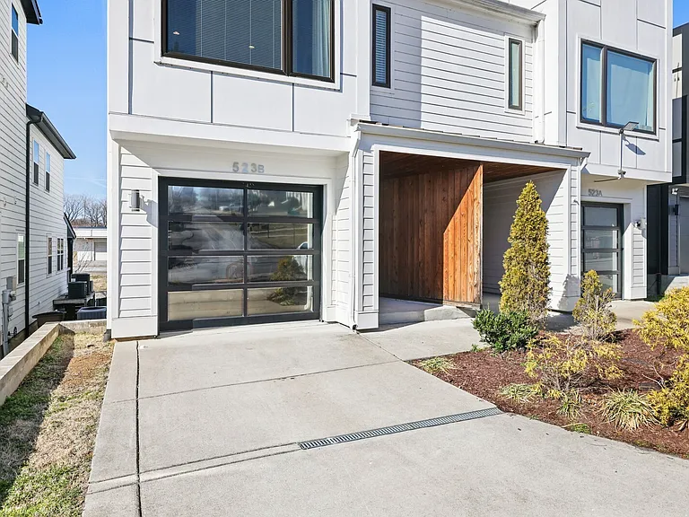 523B Weakley Ave — Photo 13