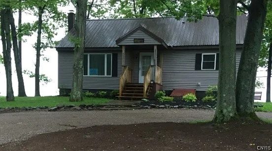 2 S Rainbow Shores Rd photo 1