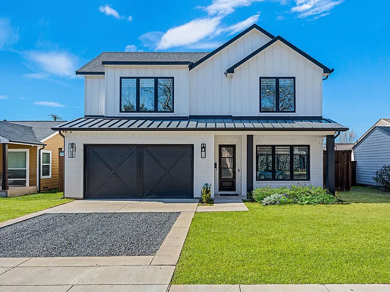 3111 Hedgerow Dr — Photo 3
