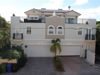 732 NE 15th Av #3, Fort Lauderdale, FL, 33304