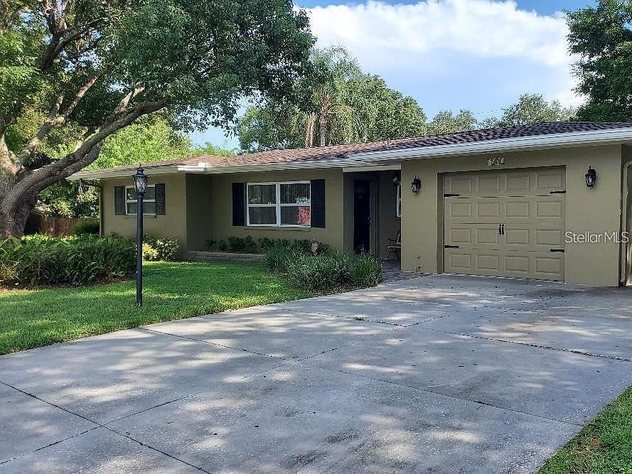 1st image of 1637 WHITEWOOD DRIVE