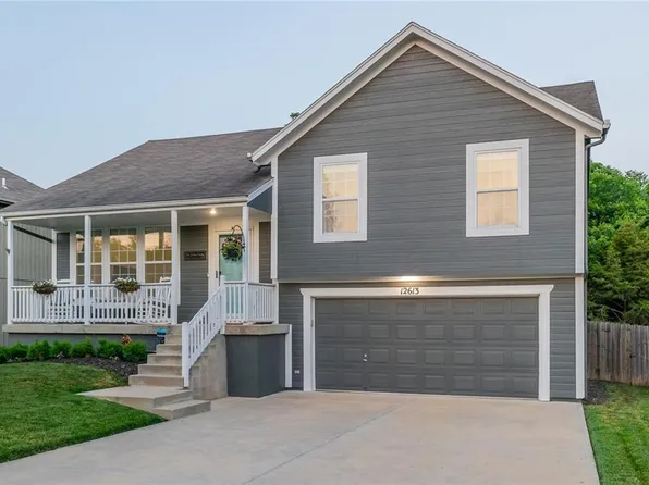 12613 S Belford St, Olathe, KS 66061
