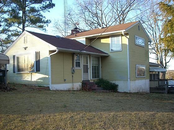 2nd image of 485 Carter Dr