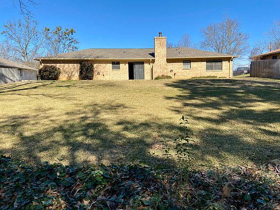 2nd image of 1808 Shenandoah Ct N