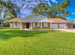 5845 Pinkstaff Ln, Beaumont, TX 77706