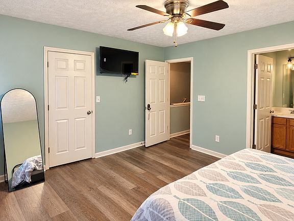 2nd image of 3355 Waldrop Trl #C