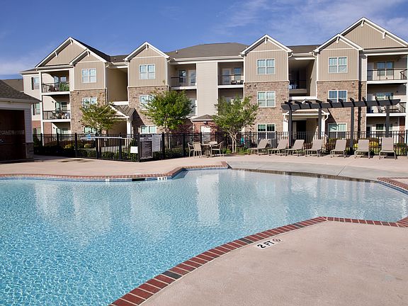 Pool area