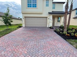 725 Worlington Ln, Fort Pierce, FL 34947
