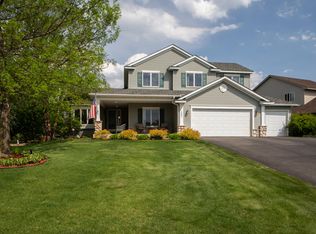 1882 Cardinal Dr, Shakopee, MN 55379