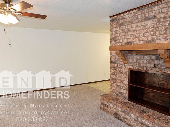 3rd image of 116 N Texoma Dr
