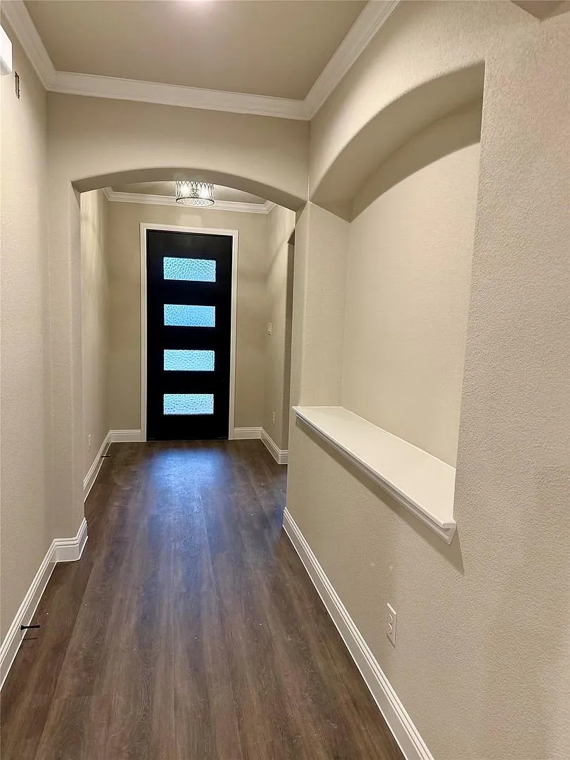 1045 Nighthawk Tr, Alvarado 76009 — Photo 3
