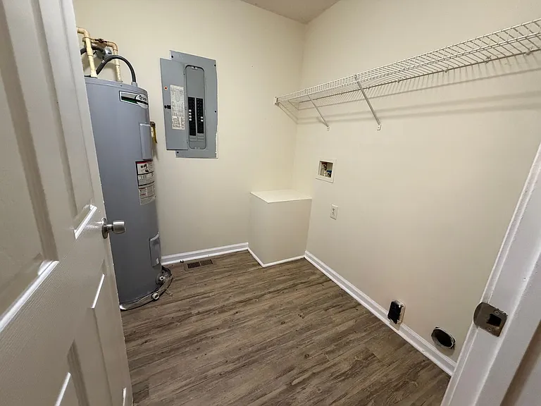 91 Bailey Dr — Photo 9