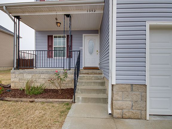 2nd image of 1352 Loren Cir