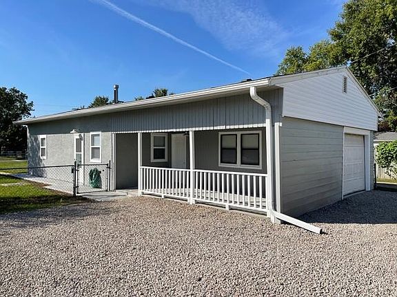 3rd image of 2100 Avenue G