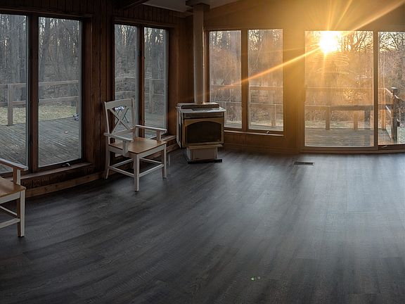 3rd image of 2611 Edgewood Dr