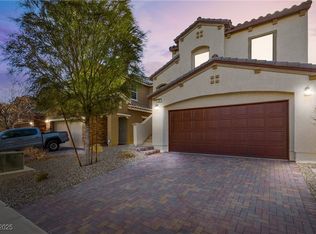 826 N Water St, Henderson, NV 89011