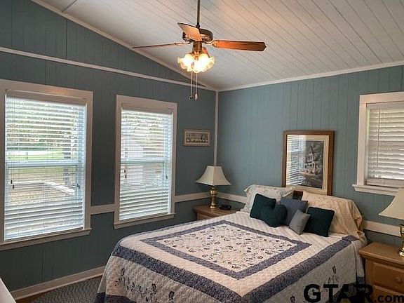 5th image of 3347 Bandera St
