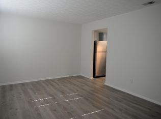 263 Roswell Commons Cir, Roswell, GA 30076