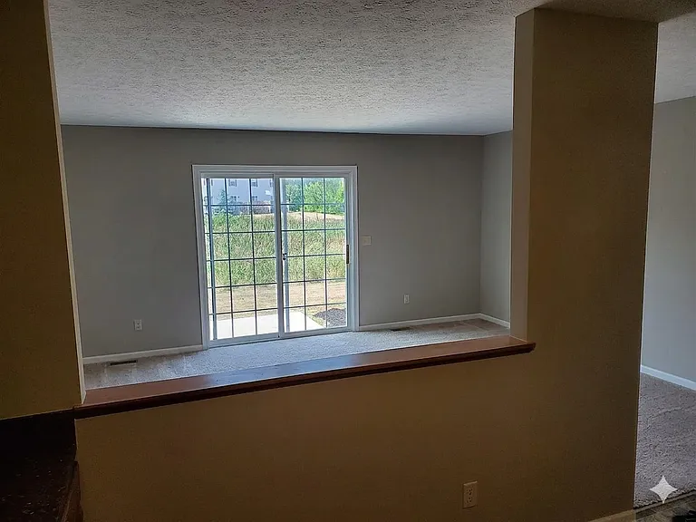 33426 Halle Ct — Photo 4