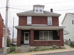 208 N Wayne St, Lewistown, PA 17044