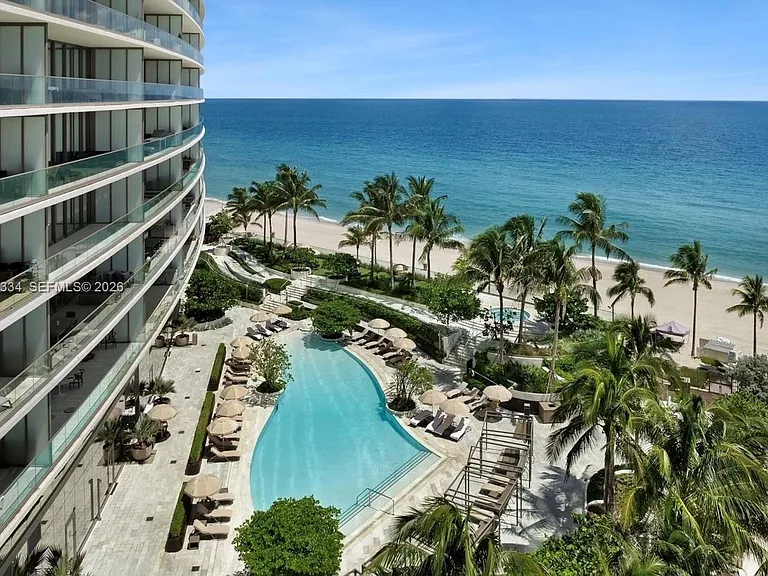 18975 Collins Ave #2101 — Photo 18