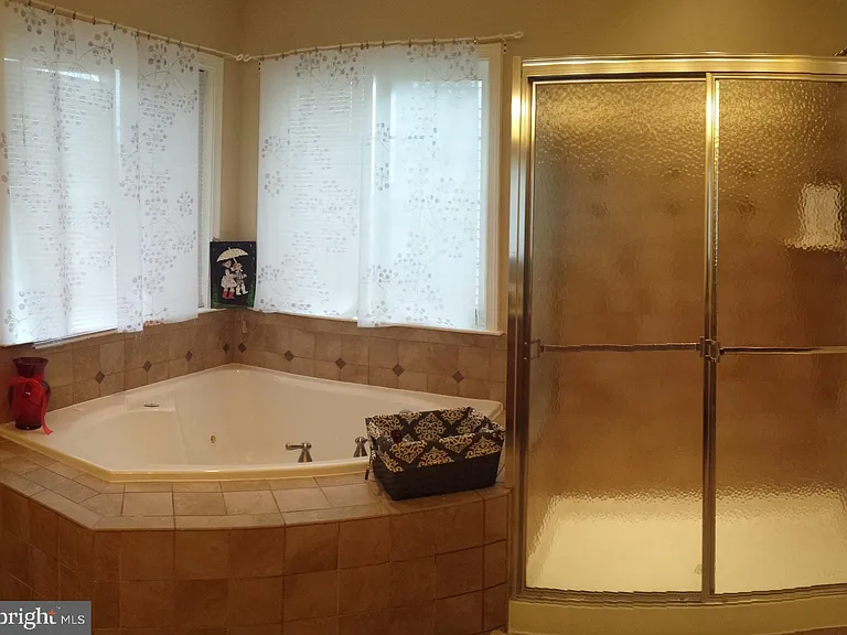 43315 Stonegarden Ter — Photo 37