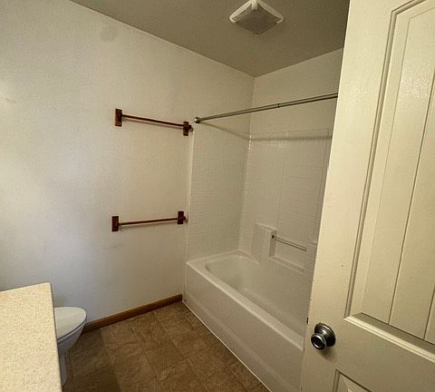 3rd image of 119 S O'Leary St #4