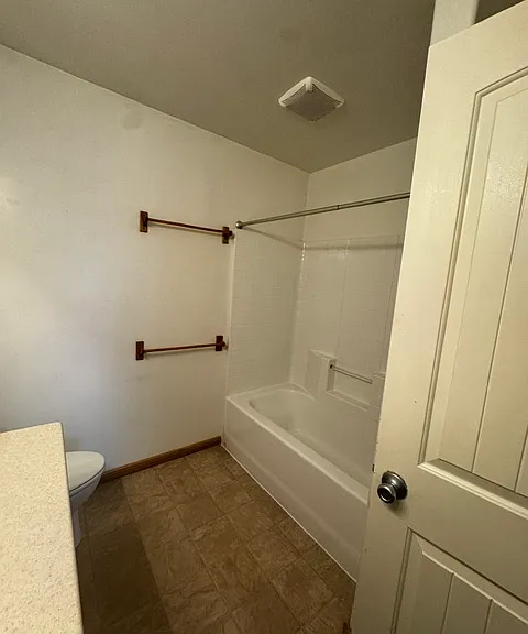 119 S O'Leary St #4 — Photo 3
