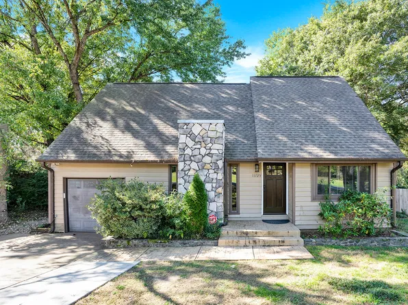 11725 Carmel Lakes Dr, Charlotte, NC 28226