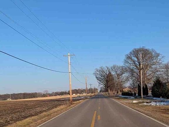 Exterior Neighborhood (street photo)