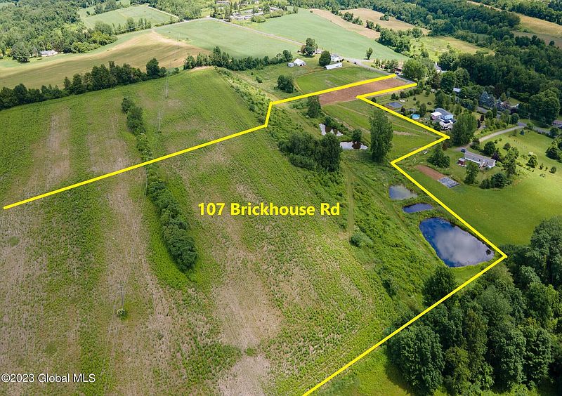 2nd image of 107 Brickhouse Road