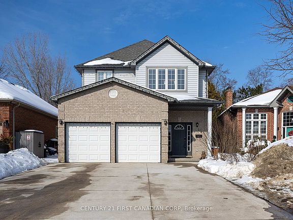 2nd image of 736 Thornwood Dr